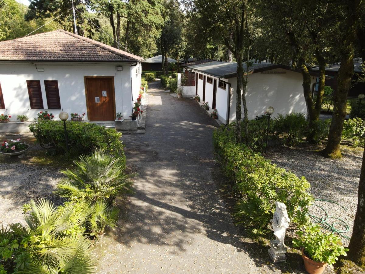 福蒂诺2号公寓酒店 马里纳迪马萨 外观 照片